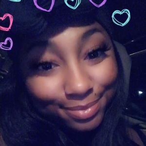 Meet your Posher, Daneisha